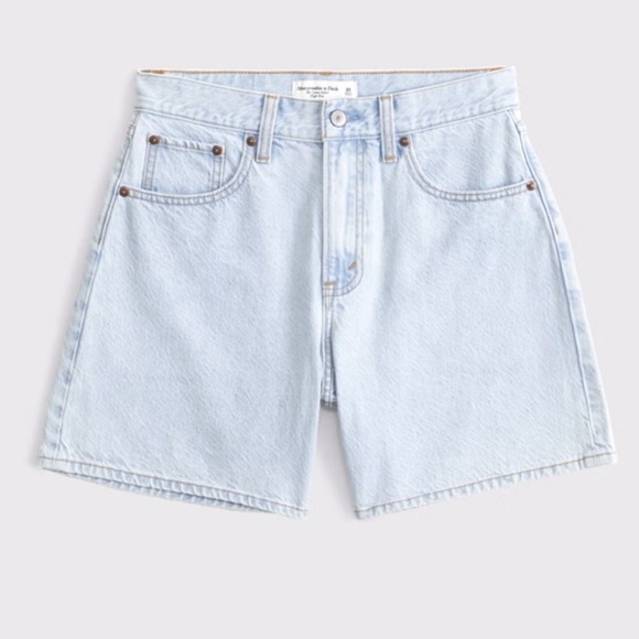 Abercrombie Loose Short High Rise - Picture 2 of 2